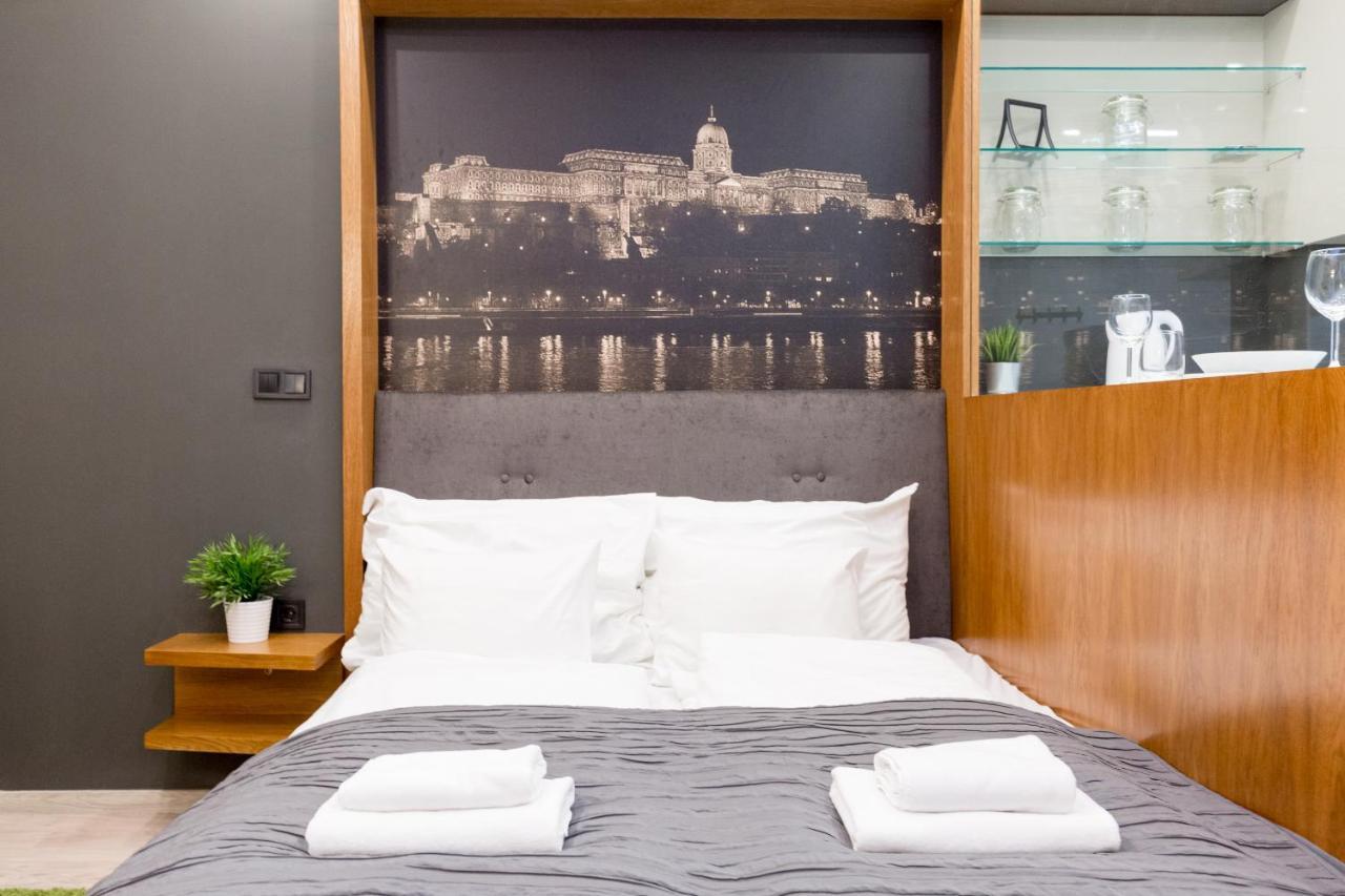 Retro Budapest Dream Suite Near The Danube Exterior photo